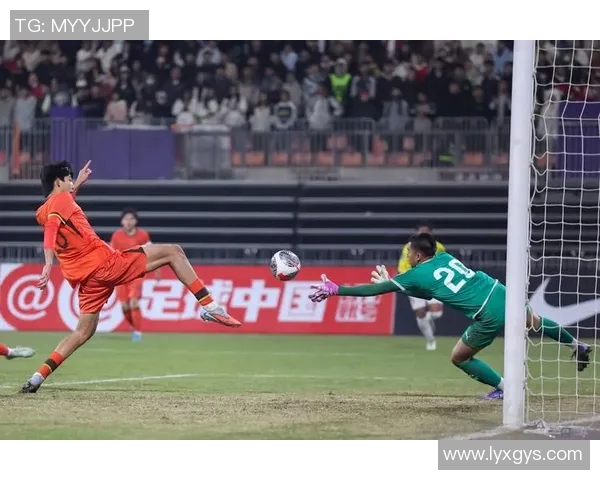 亚洲杯球员风采展示与精彩表现分析 新一代足球巨星的崛起与挑战